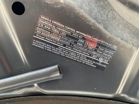 Used 2023 Nissan Rogue SV image 25