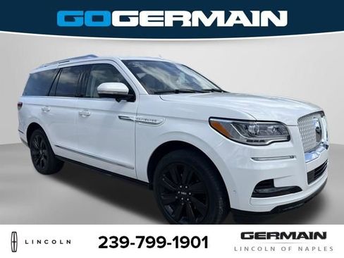Used 2024 Lincoln Navigator Reserve AWD/4WD image 9