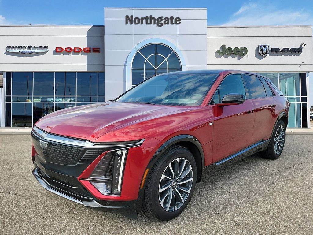 Used 2024 Cadillac Lyriq Sport w/ LPO, Floor Liner Package AWD/4WD image 2