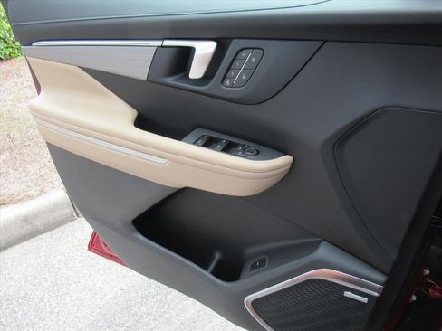 New 2026 Buick Enclave Preferred w/ Power Package image 26