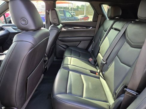 Used 2023 Cadillac XT5 Premium Luxury AWD/4WD image 12