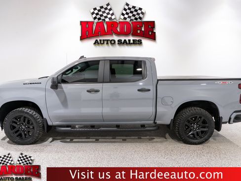 Used 2024 Chevrolet Silverado 1500 Custom AWD/4WD image 1
