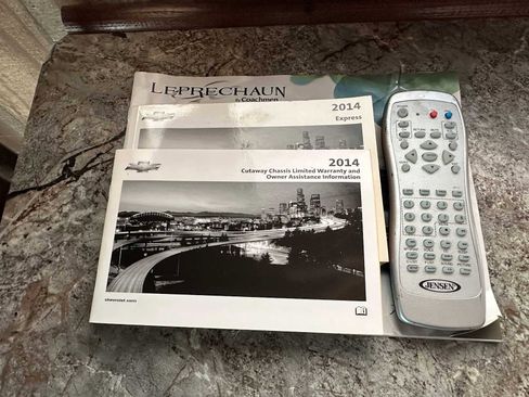 Used 2014 Chevrolet Express 4500 w/ RV Package image 16