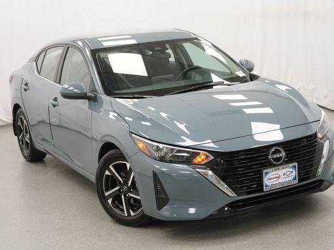 Used 2024 Nissan Sentra SV FWD image 36