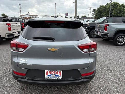 New 2026 Chevrolet TrailBlazer LS w/ LS Convenience Package FWD image 9