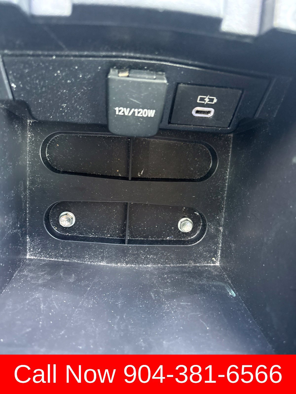 Used 2024 Toyota Corolla Cross LE w/ Moonroof Package FWD image 32