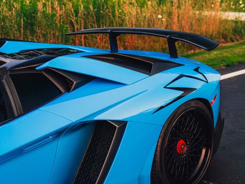 Used 2016 Lamborghini Aventador LP 750-4 Superveloce image 25