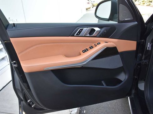 Used 2024 BMW X5 xDrive40i w/ Premium Package AWD/4WD image 14