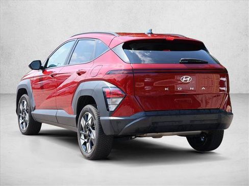Used 2024 Hyundai Kona SEL AWD/4WD image 7