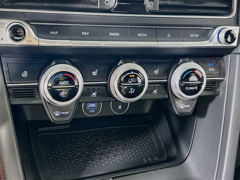 Used 2023 Genesis G70 2.0T w/ Sport Prestige Package AWD/4WD image 16