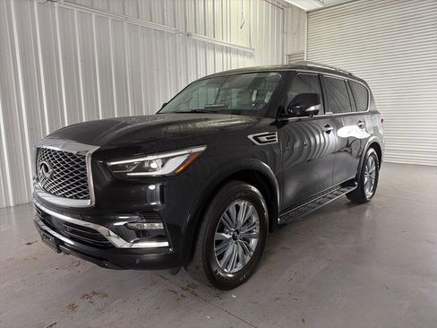 Certified 2024 INFINITI QX80 Luxe w/ Cargo Package image 3