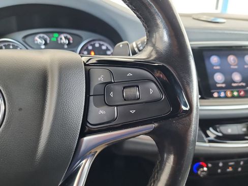 Used 2022 Buick Enclave Essence image 23
