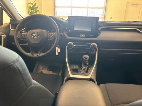 Used 2019 Toyota RAV4 LE w/ All Weather Liner Package AWD/4WD image 8