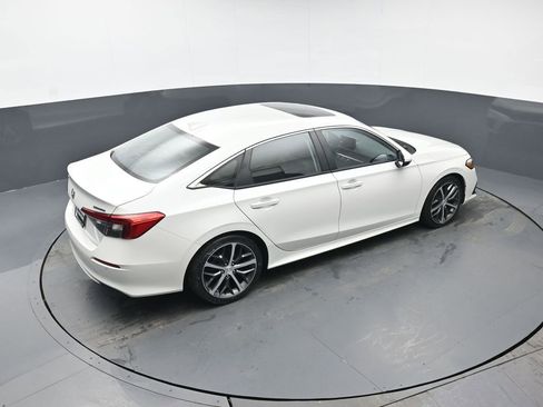 Used 2024 Honda Civic Touring image 37