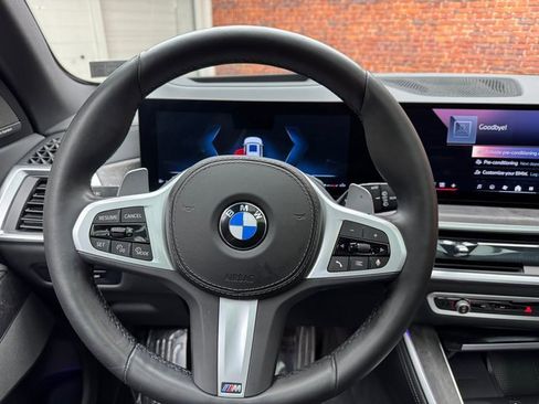 Certified 2025 BMW X5 xDrive40i w/ M Sport Package image 14