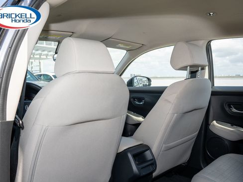 Used 2023 Honda HR-V LX image 17