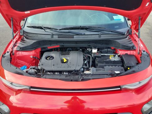 Used 2020 Kia Soul S image 2