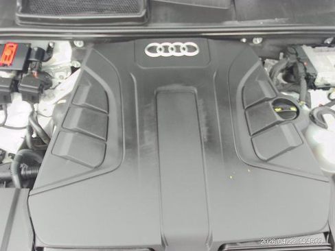 Used 2019 Audi Q7 3.0T Prestige AWD/4WD image 10