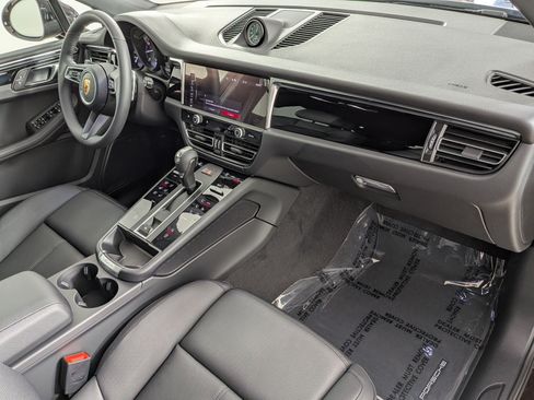New 2026 Porsche Macan AWD/4WD image 25