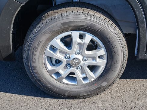 New 2026 RAM ProMaster 1500 w/ Quick Order Package 22G SLT image 9