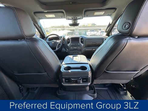 Used 2022 Chevrolet Silverado 1500 High Country w/ Technology Package image 22