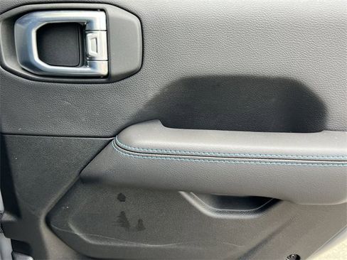 Used 2022 Jeep Wrangler Unlimited Rubicon 4xe w/ Cold Weather Group image 39