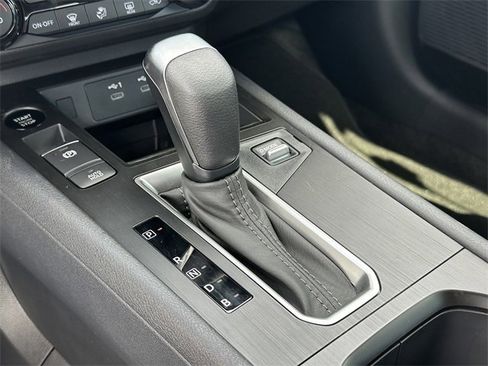 New 2026 Nissan Kicks SV w/ SV Premium Package image 24