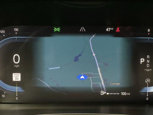 Used 2022 Volvo XC60 B5 Momentum image 17