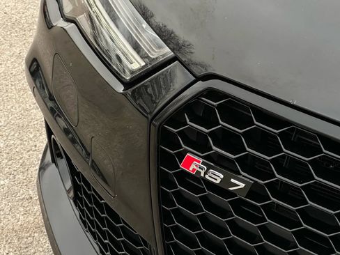 Used 2017 Audi RS 7 Performance w/ Driver Assistance Package image 16