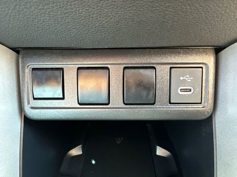 Used 2024 Toyota Corolla Cross AWD Hybrid image 39
