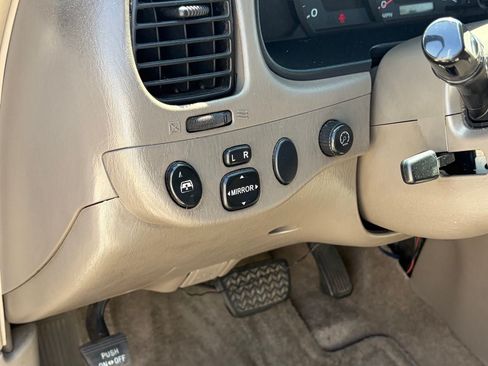 Used 2005 Toyota Tundra Limited RWD image 8