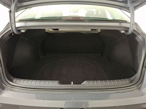 Used 2024 Hyundai Elantra SEL FWD image 28