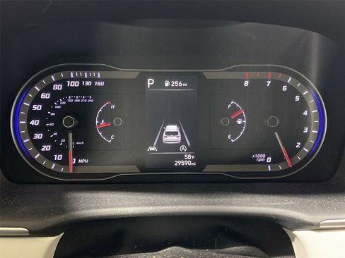 Used 2024 Hyundai Tucson SE image 10