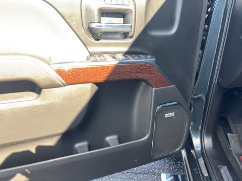 Used 2017 GMC Sierra 1500 SLT image 13