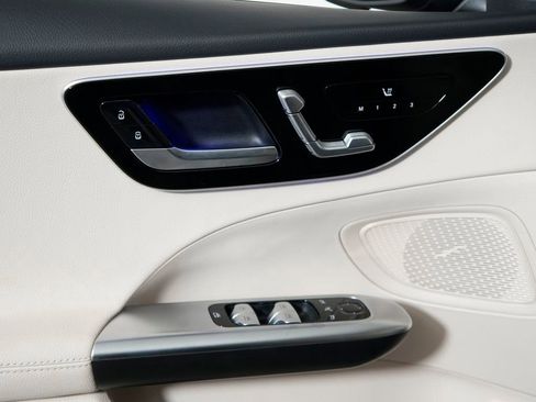 Certified 2024 Mercedes-Benz C 300 4MATIC Sedan image 11