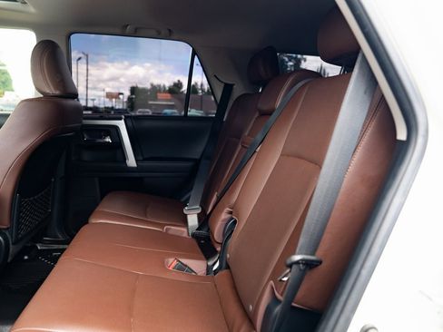 Used 2021 Toyota 4Runner Limited image 20