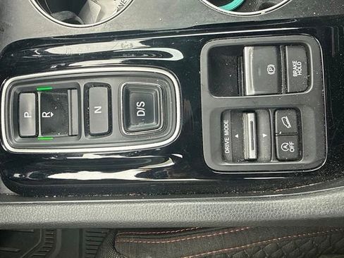 Used 2023 Honda Pilot Sport image 17