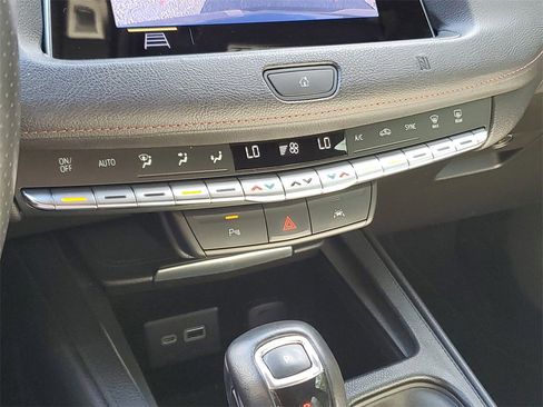 Used 2019 Cadillac XT4 Sport w/ Driver Awareness Package image 29