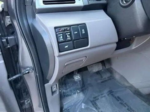Used 2016 Honda Odyssey EX-L image 15