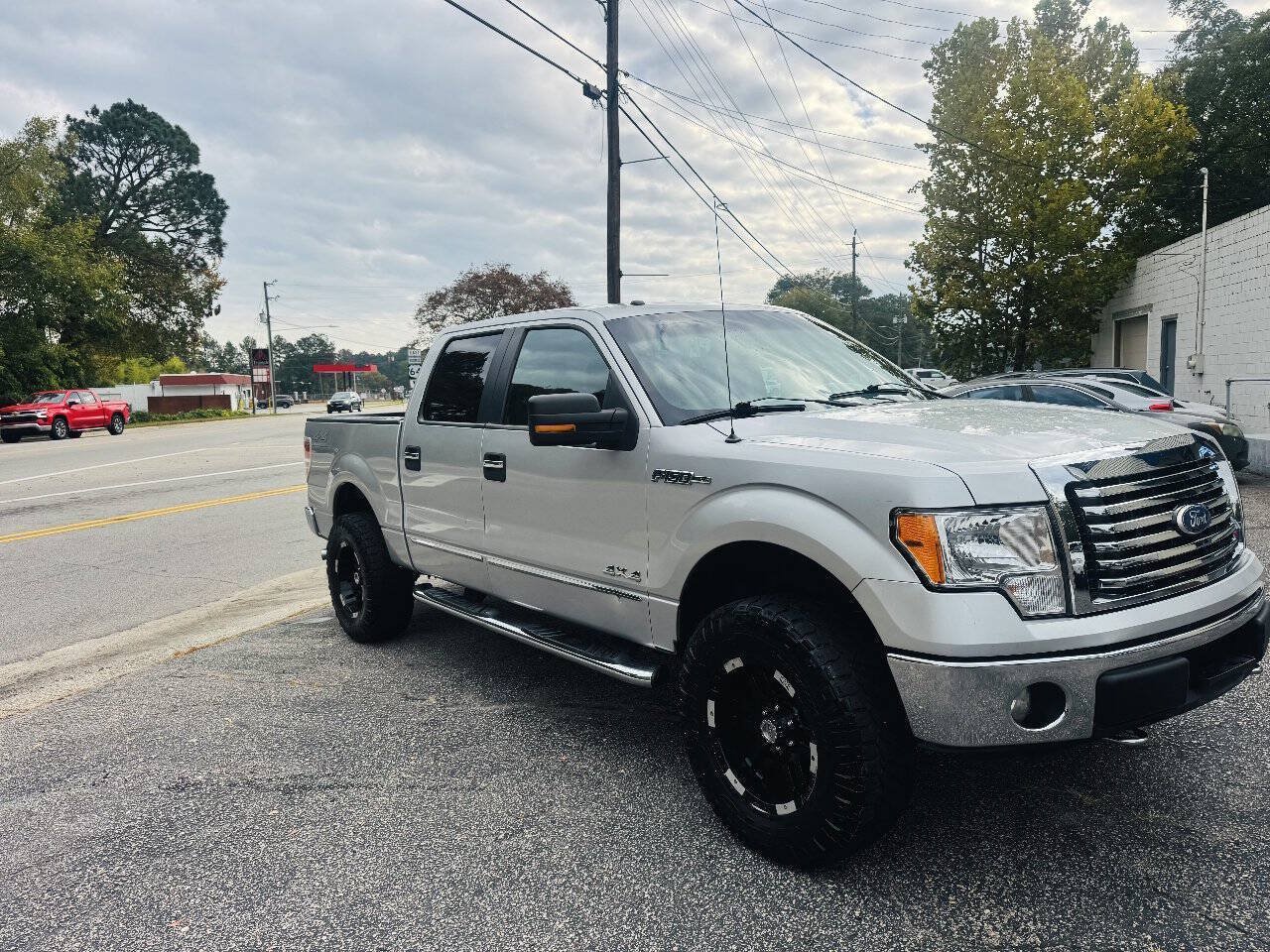 Used 2010 Ford F150 XLT AWD/4WD image 5