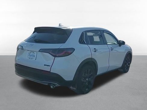 Used 2024 Honda HR-V Sport image 6