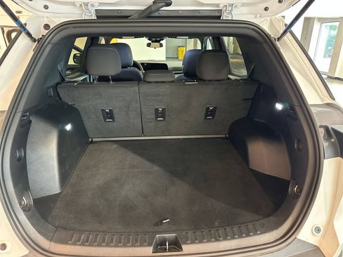 Used 2025 Chevrolet Equinox LT FWD image 31