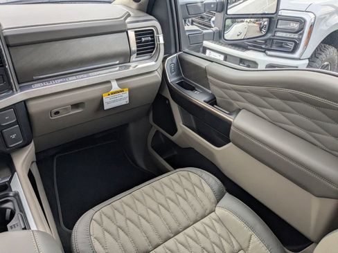 New 2026 Ford F350 Platinum w/ Platinum Plus Package image 17