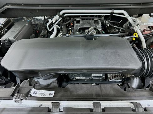 New 2026 GMC Canyon Elevation w/ Convenience Package image 31