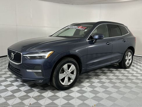 Used 2022 Volvo XC60 B5 Momentum AWD/4WD image 4