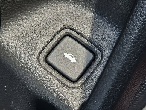 Used 2020 Honda Accord EX image 23