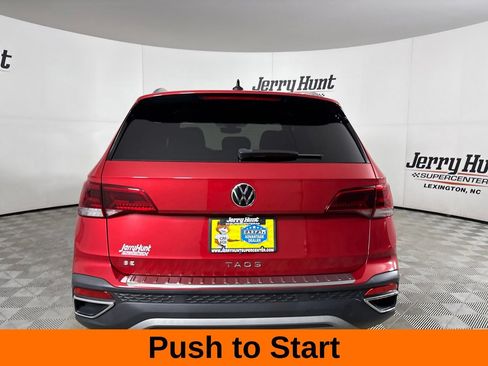 Used 2023 Volkswagen Taos SE FWD image 6