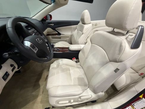 Used 2013 Lexus IS 250C RWD image 25