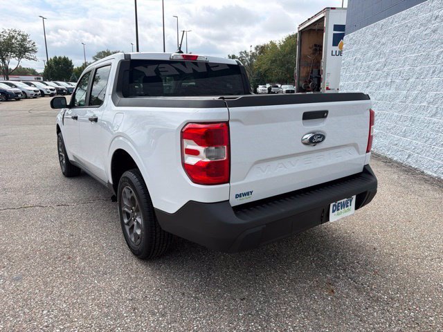 Used 2023 Ford Maverick XLT FWD image 3