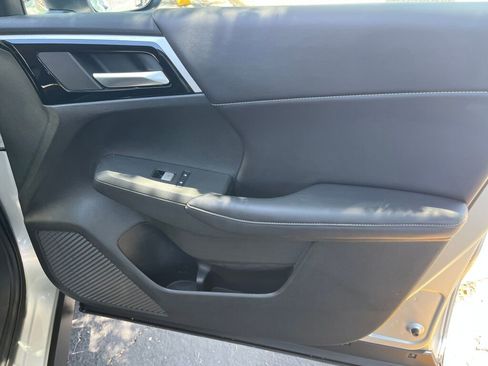 Used 2024 Mitsubishi Outlander SE FWD image 30